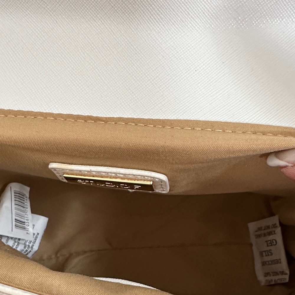 Studio F Chic Tan and White Satchel with Bamboo Handle - Picture 9 of 10